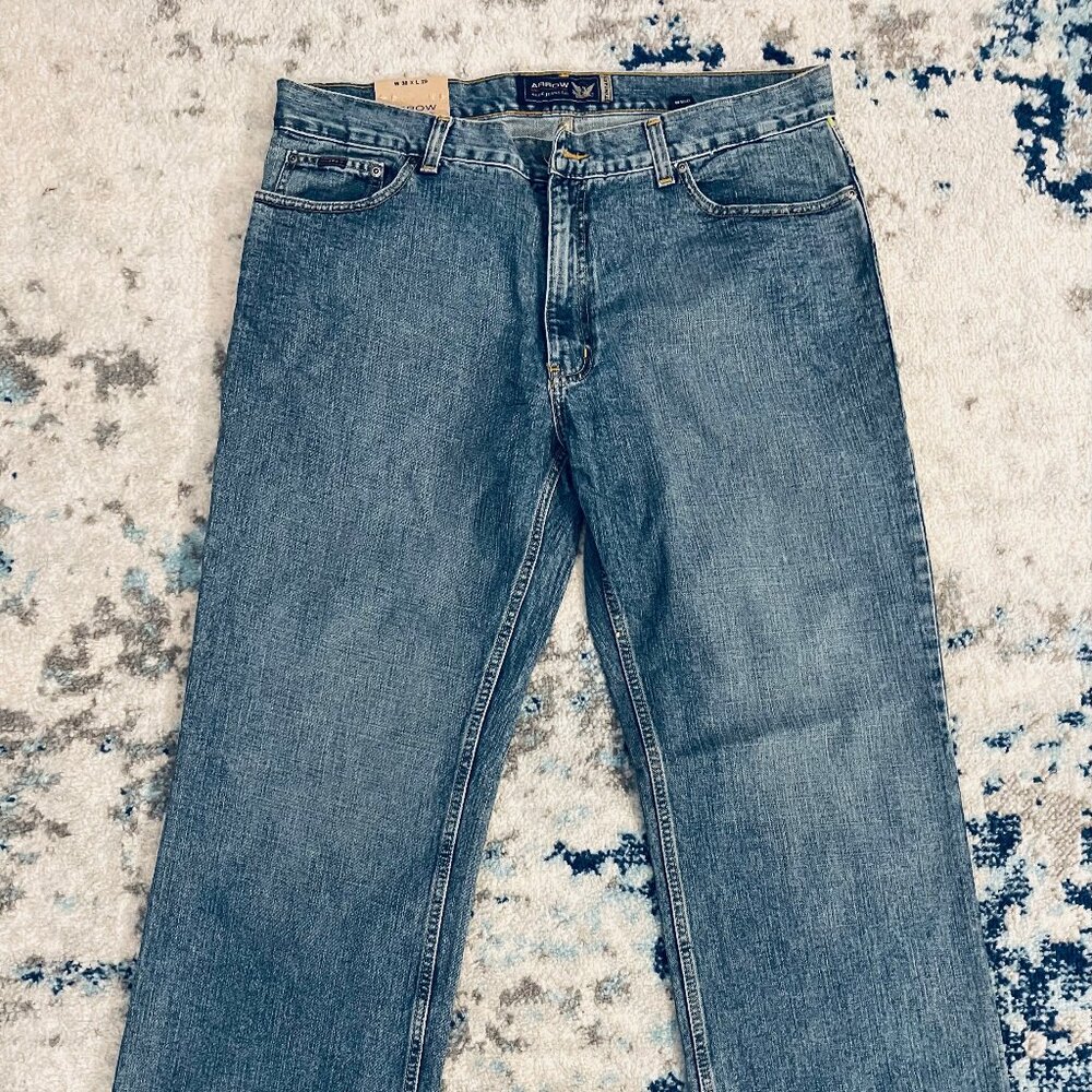 NEW Men's Classic Straight Jeans, Blue Pockets Medium Wash Denim 38 x 29 Arrow